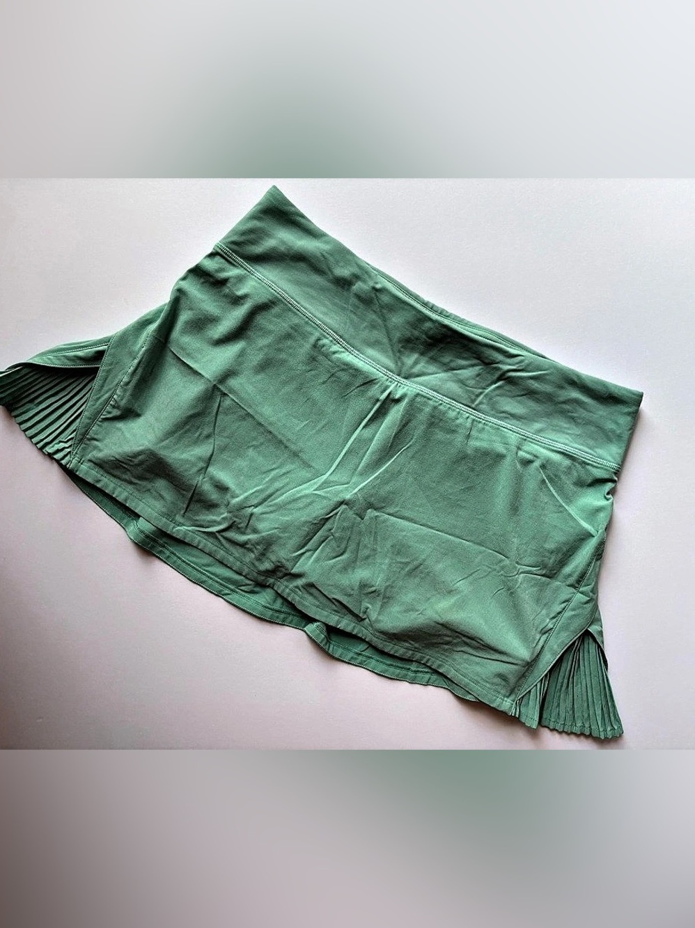 lululemon Court Rival High-Rise Athletic Skort size 8